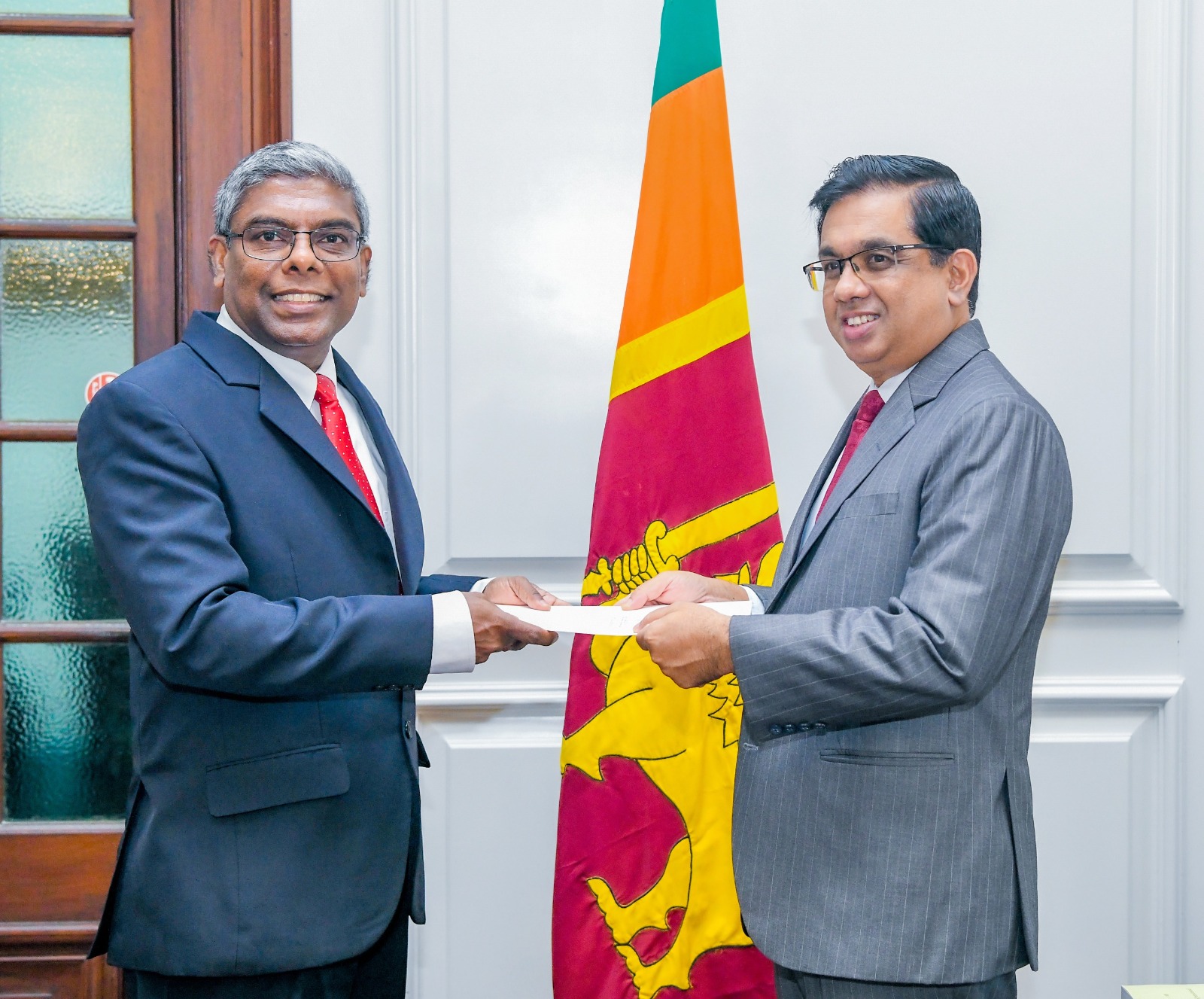 විද්‍යාව හා තාක්ෂණය සම්බන්ධව ජනාධිපති  ජ්‍යේෂ්ඨ  උපදේශක ධුරය මහාචාර්ය ගෝමික උඩුගමසූරියට